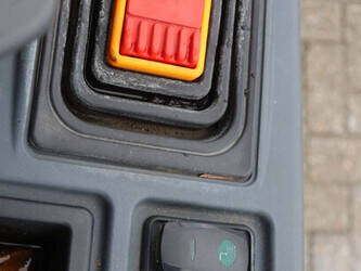 2009-jungheinrich-efg-320-1441739-46510593