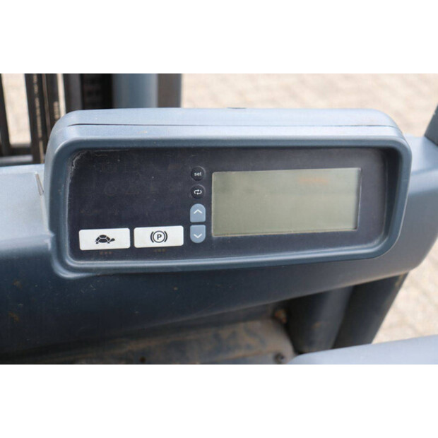 2009 جنجهينريتش EFG 320-46510594