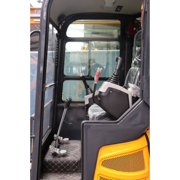 2025 Landward XT18U-46510653