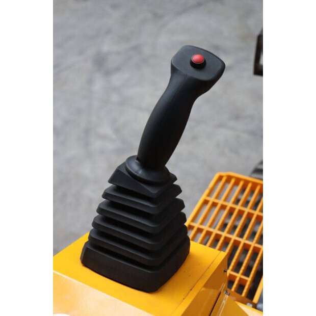 2025 Landward ST490-46510690