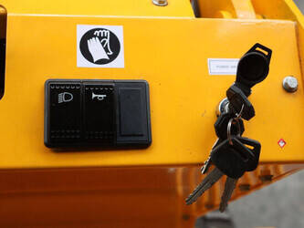 2025-landward-st490-1441742-46510693