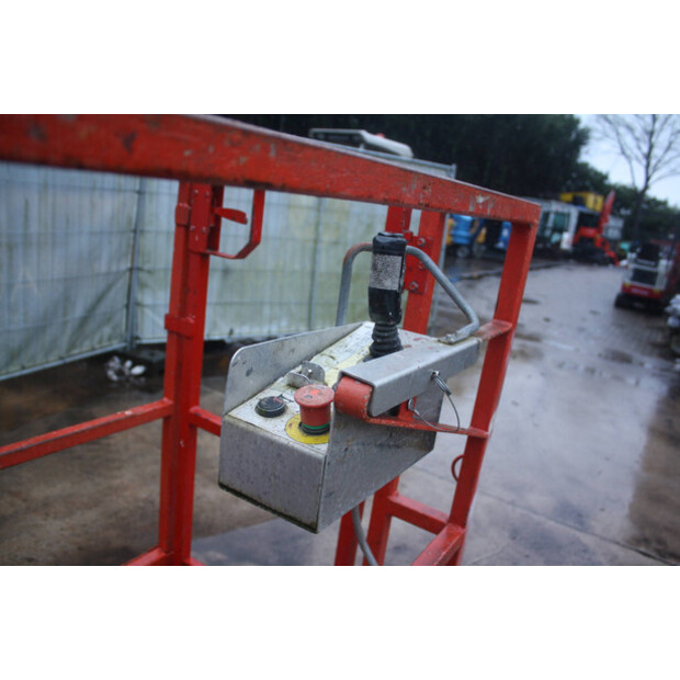 2014 SkyJack SJ16-46510930