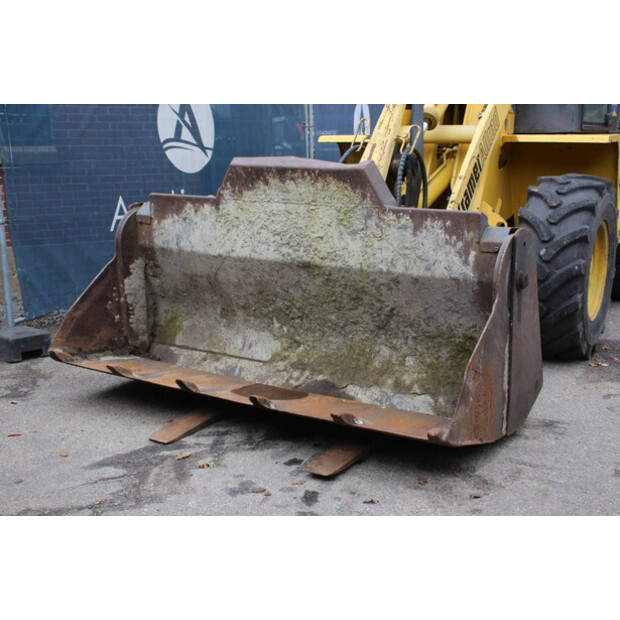 1998 كرامر 303-46510943