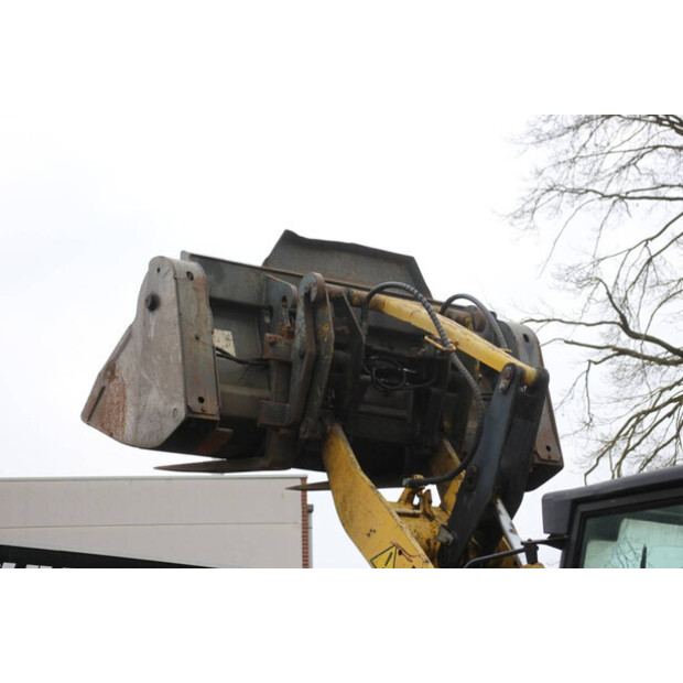 1998 كرامر 303-46510966