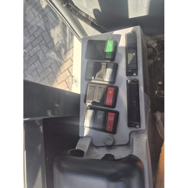 2018 KRAMER-46514677