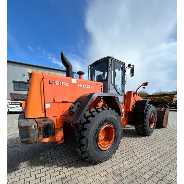 Hitachi LX210E-46517520