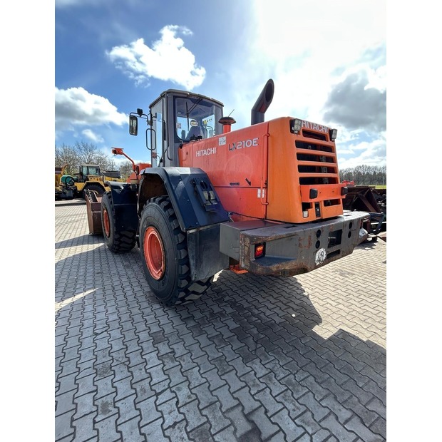 Hitachi LX210E-46517539