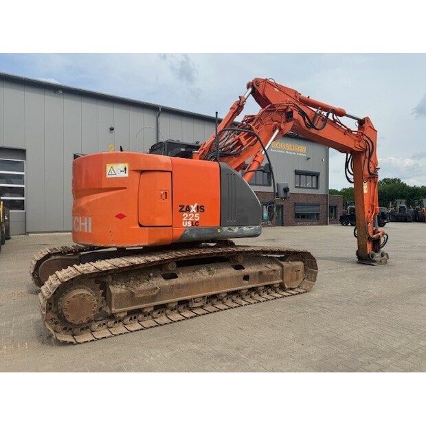 هيتاشى ZAXIS 225 USLC-46517567