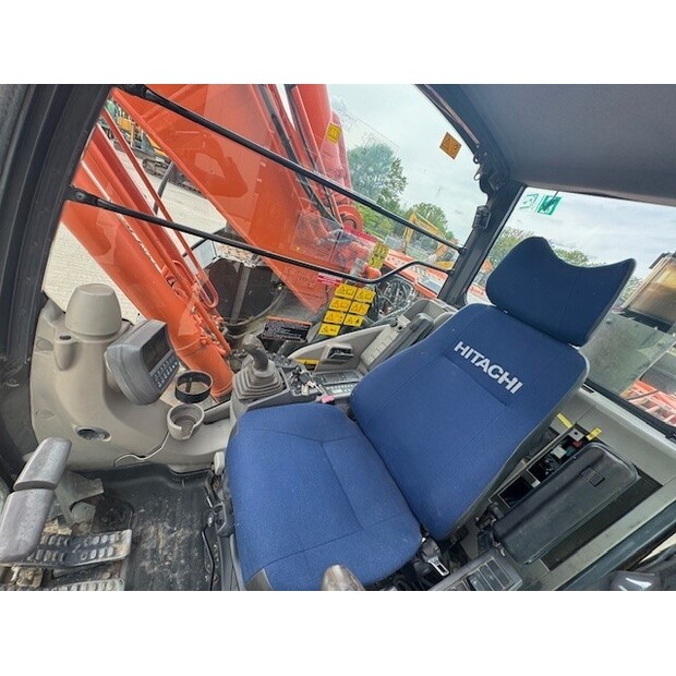 هيتاشى ZAXIS 225 USLC-46517587