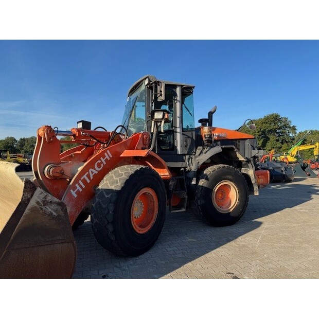 Hitachi ZW180-46517616