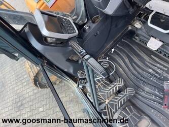 hyundai-hx220l-1327404-46518093