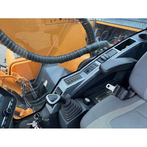 Hyundai R250NLC-9-46518152