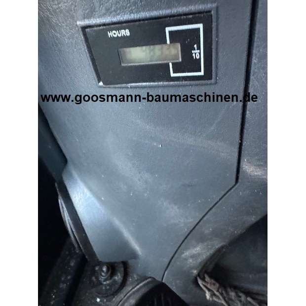 Hyundai R55W-9A-46518214