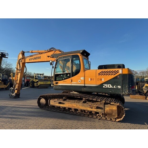 هيونداي ROBEX 210LC-9-46518233