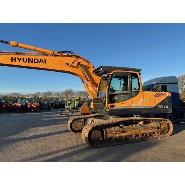 هيونداي ROBEX 210LC-9-46518236