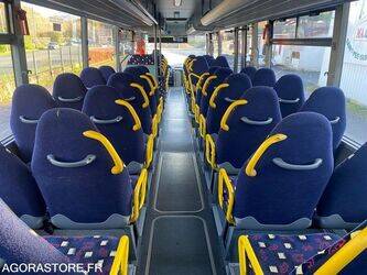 2011-mercedes-benz-intouro-1441112-46525139