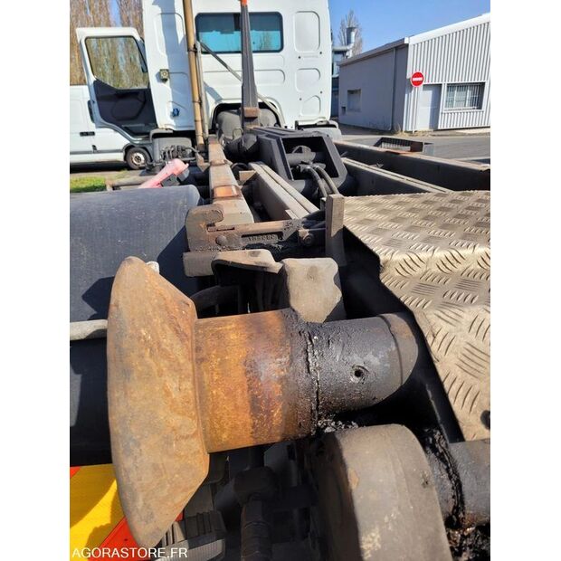 2001 Renault PREMIUM-46525189