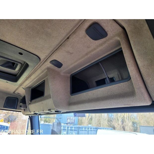 2001 Renault PREMIUM-46525199