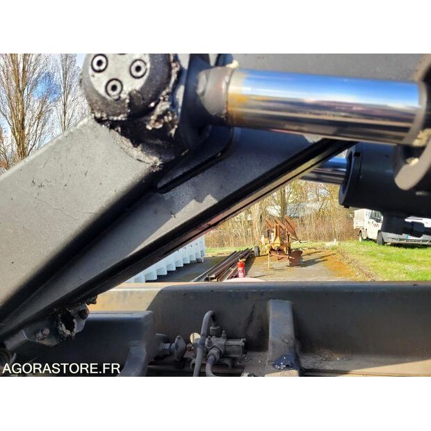 2001 Renault PREMIUM-46525207