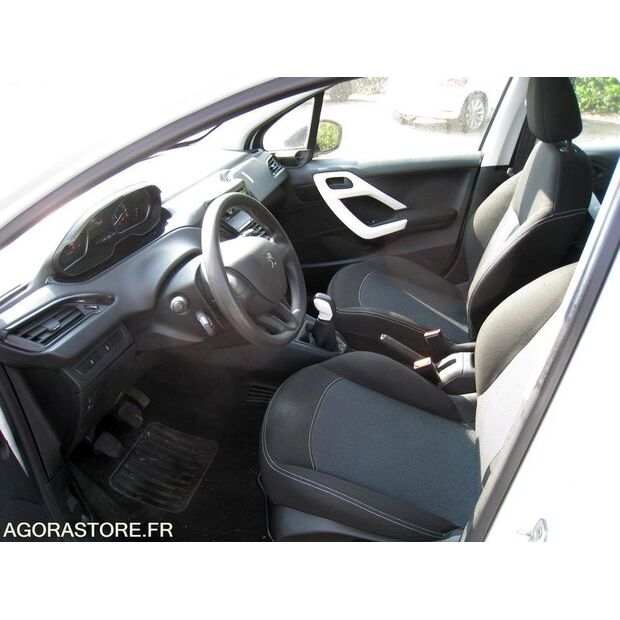 2018 Peugeot 208-46525248