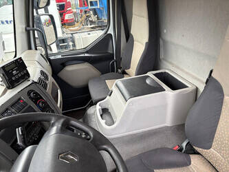 2013-renault-midlum-270-dxi-1441800-46525312