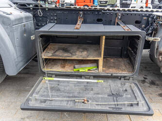 2021-man-tgx-18-470-1441802-46525372