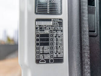 2021-man-tgx-18-470-1441802-46525382