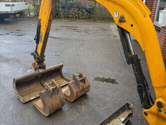 jcb-8020-1441804-46525405