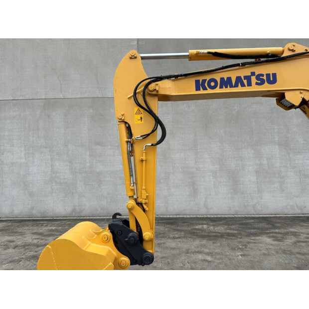 2017 Komatsu PC56-7-46525458