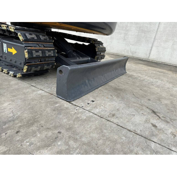 2017 Komatsu PC56-7-46525470