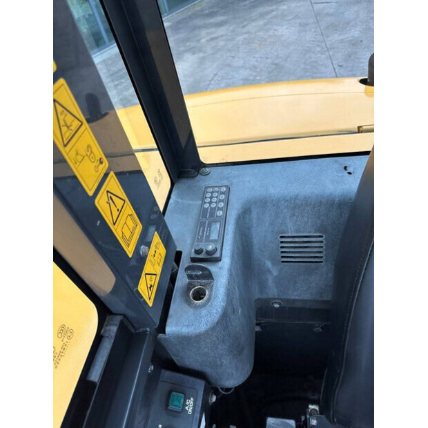 2017 Komatsu PC56-7-46525481