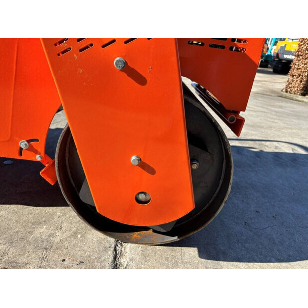 2025 KUL DR-2700-46525779