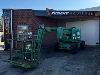 صورة ل رافعات 2007 هولوت HA16PE