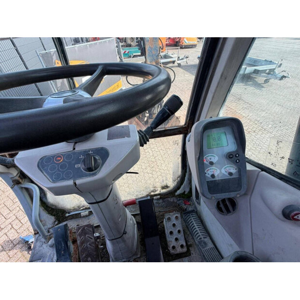 2006 New Holland Kobelco MH Plus C-46525903