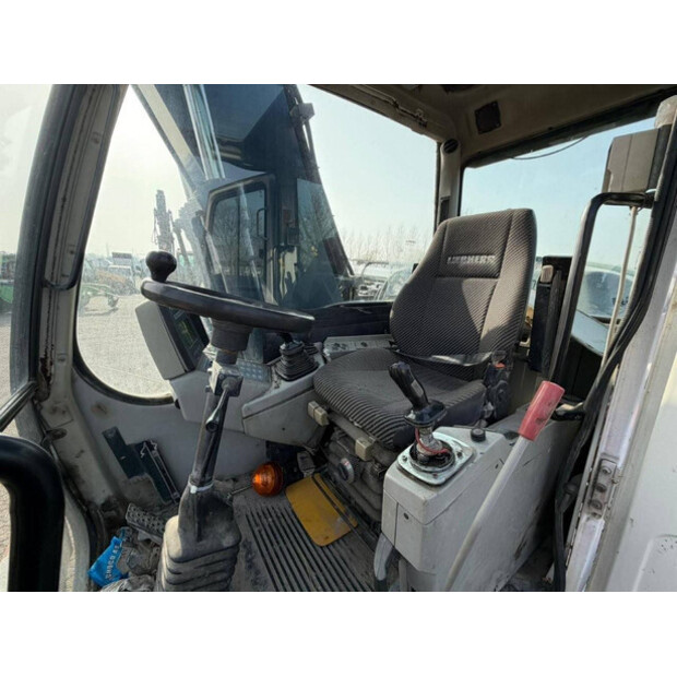 2003 Liebherr A900C-46525920