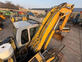 2006-new-holland-kobelco-e215-46525953