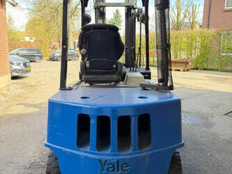 1985-yale-gdp-050-rc-46525979