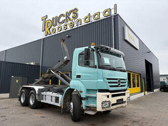 صورة ل شاحنات مع هوك 2009 مرسيدس بنز AXOR