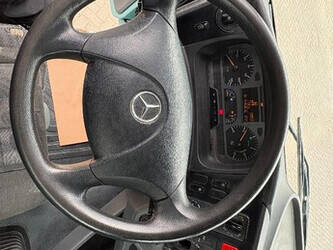 2009-mercedes-benz-axor-1441846-46526421