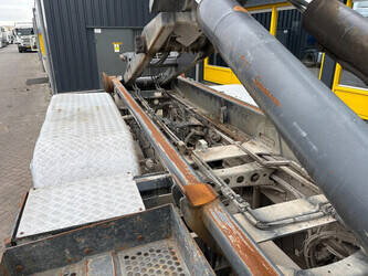 2009-mercedes-benz-axor-1441846-46526430