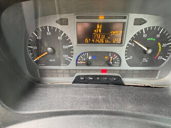 2009-mercedes-benz-axor-1441846-46526439