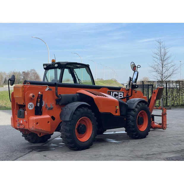 2019 جيه سي بي 540-180-46526909