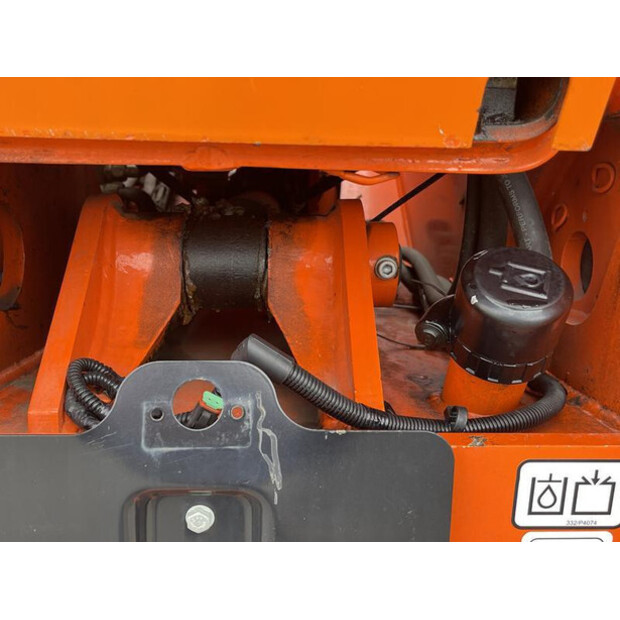 2019 جيه سي بي 540-180-46526932