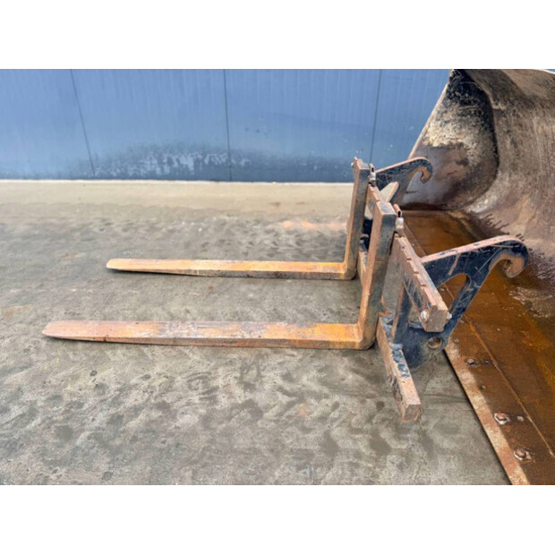 2016 Caterpillar 907M-46527010