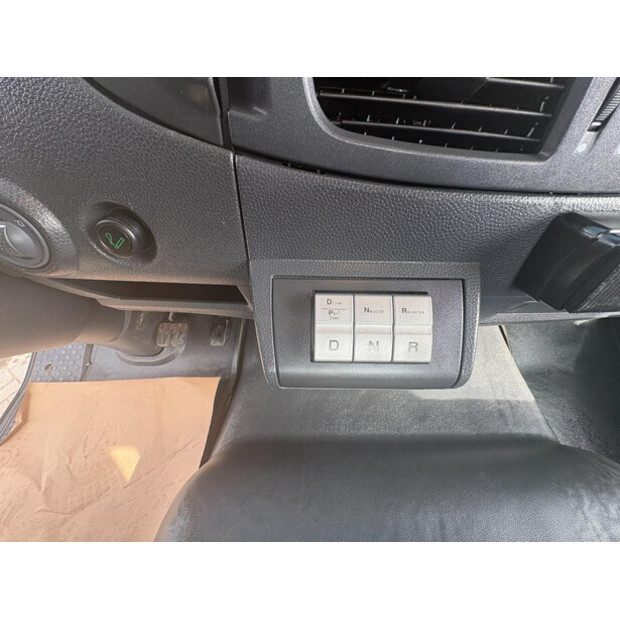 2014 Iveco EUROCARGO 150E25-46527205