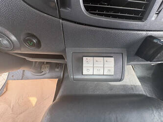 2014-iveco-eurocargo-150e25-46527205