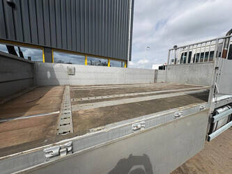 2014-iveco-eurocargo-150e25-46527208