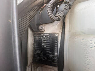 2014-iveco-eurocargo-150e25-46527209