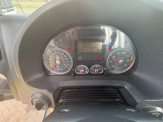 2014-iveco-eurocargo-150e25-46527220