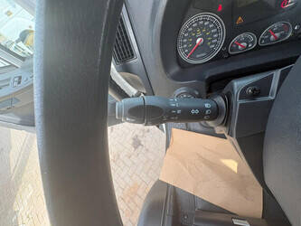 2014-iveco-eurocargo-150e25-46527225